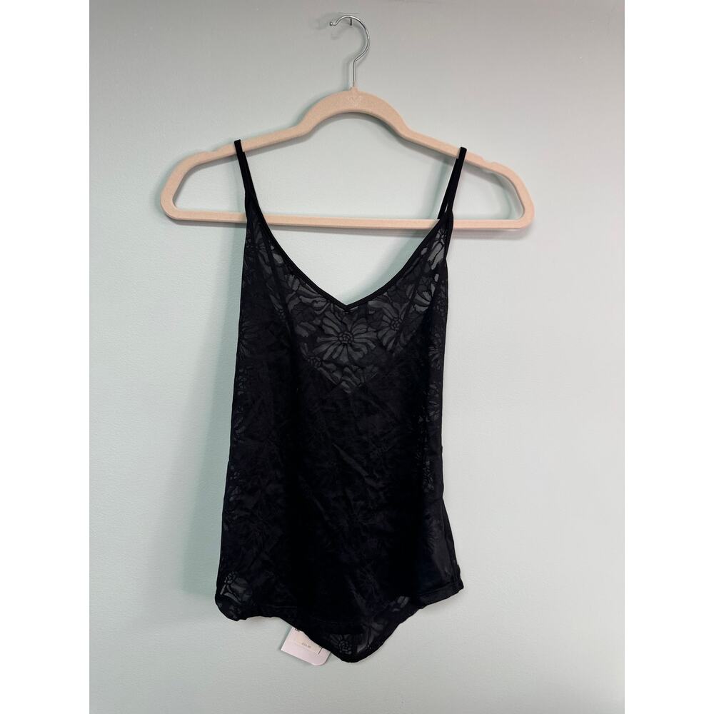 NWT! Fabletics Wynona Tank  - Extra Small  - Mesh Black